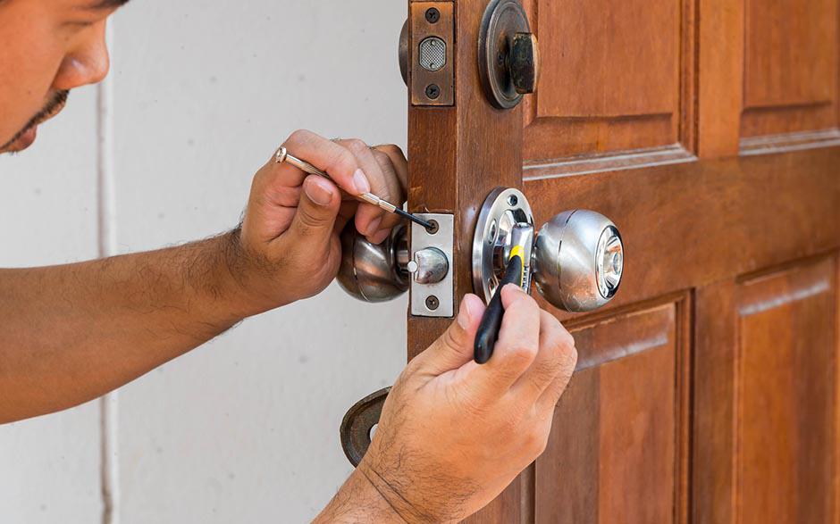 changer serrure porte Catenoy